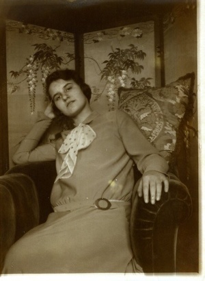 Juliane Roh im Alter von 18 Jahren, somit 1927